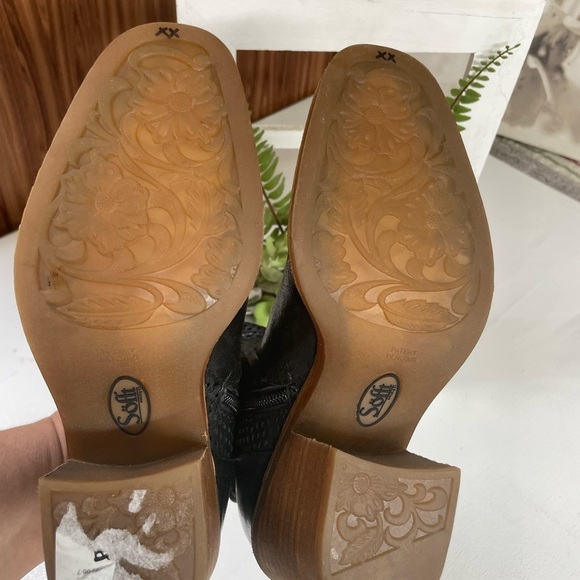 Soft boots size 6.5 - Picture 3 of 5